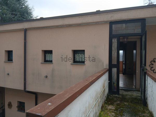 casa indipendente in vendita a Ponte Nizza