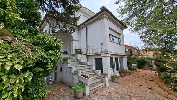 casa indipendente in vendita a Ponte Nizza