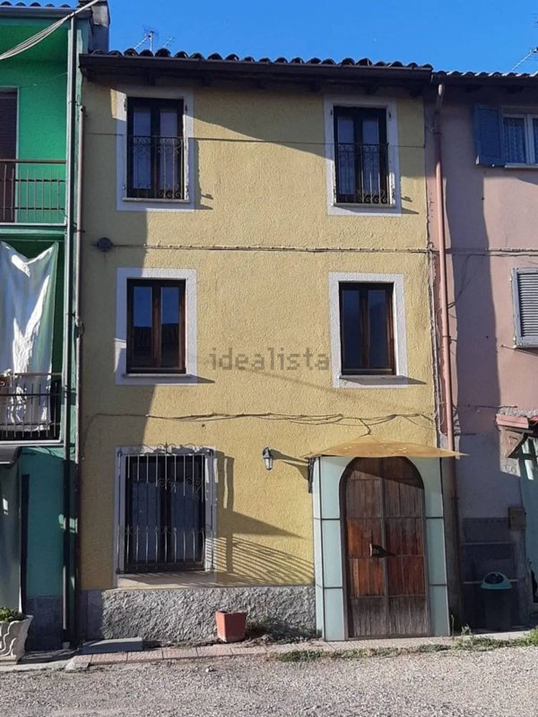 casa indipendente in vendita a Portalbera in zona San Pietro