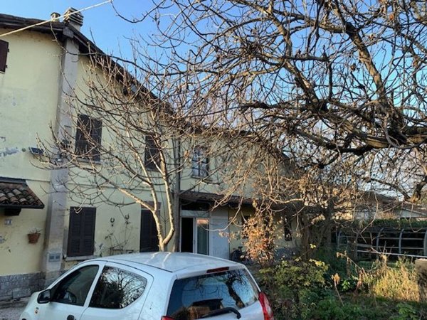 casa indipendente in vendita a Portalbera