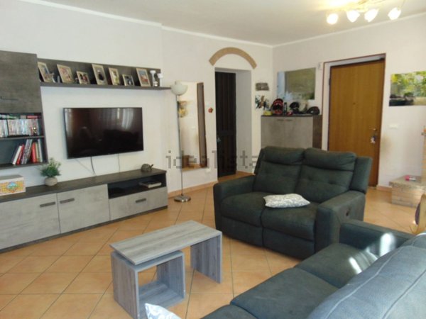 casa indipendente in vendita a Portalbera in zona San Pietro
