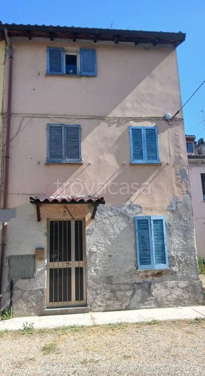 casa indipendente in vendita a Portalbera in zona San Pietro