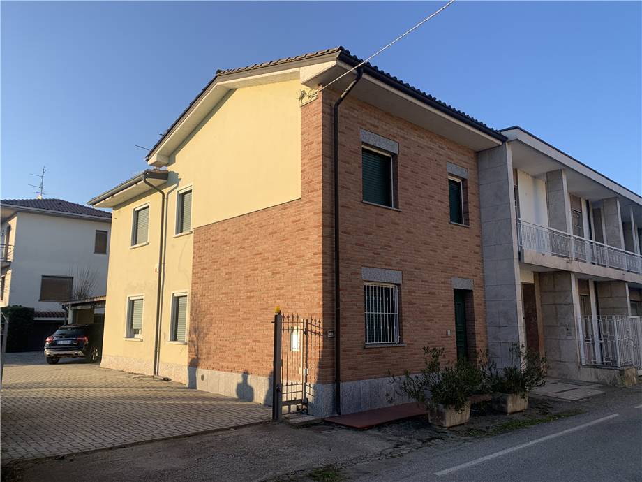 casa indipendente in vendita a Rea