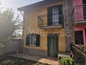 casa indipendente in vendita a Rea