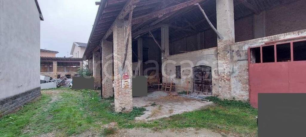 appartamento in vendita a Rea