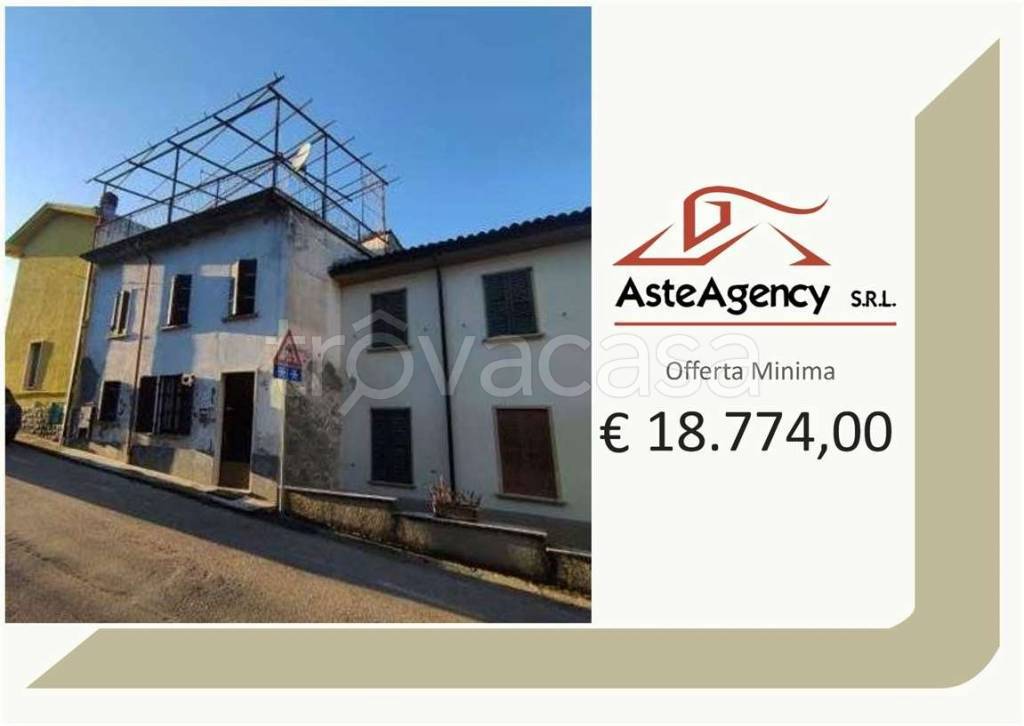 casa indipendente in vendita a Redavalle
