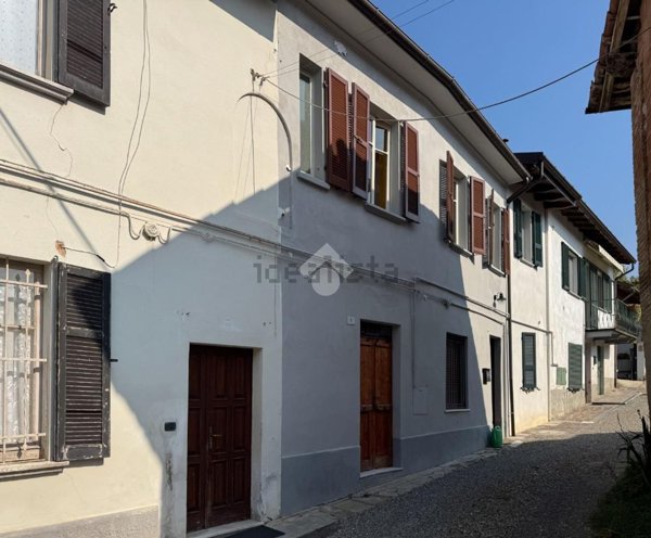 casa semindipendente in vendita a Redavalle