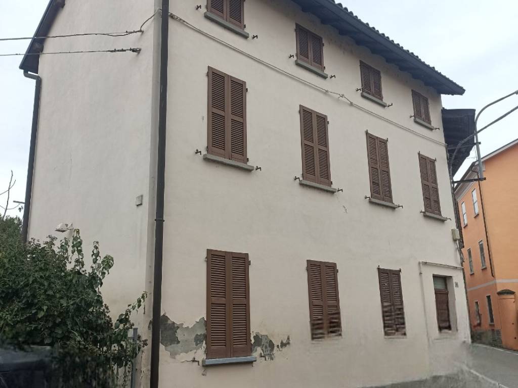 casa indipendente in vendita a Redavalle