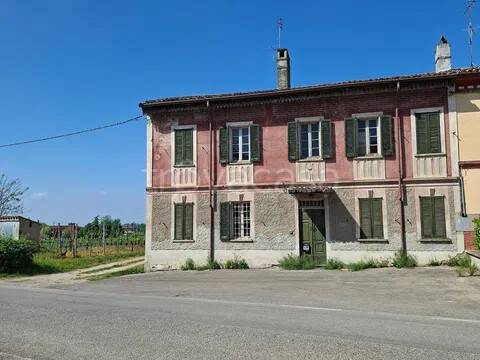 casa indipendente in vendita a Redavalle