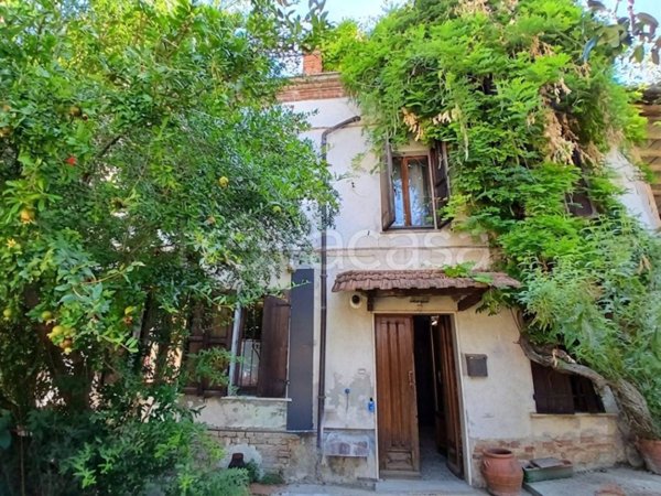 casa indipendente in vendita a Redavalle