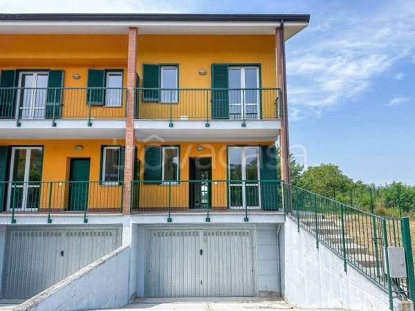 casa indipendente in vendita a Redavalle in zona Casa Ramati