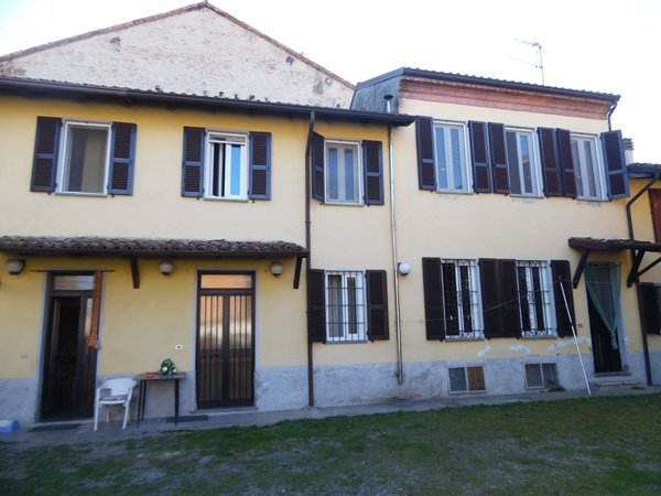 casa indipendente in vendita a Retorbido