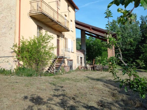 casa indipendente in vendita a Retorbido