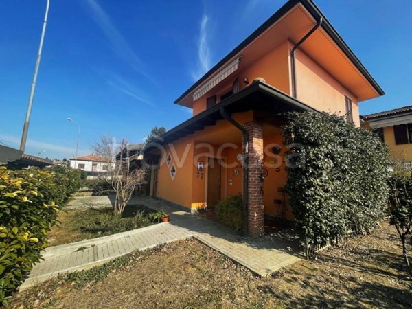 casa indipendente in vendita a Retorbido