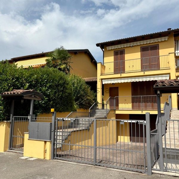 casa indipendente in vendita a Retorbido