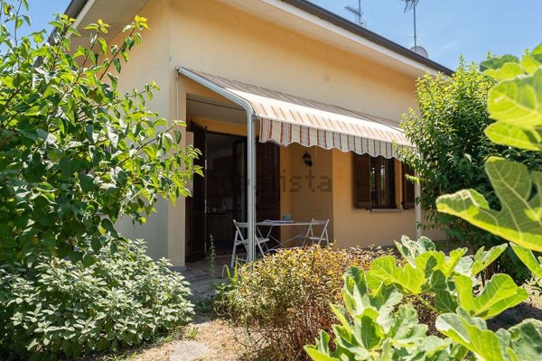 casa indipendente in vendita a Retorbido