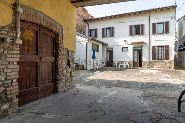 casa indipendente in vendita a Retorbido