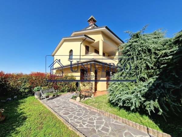 casa indipendente in vendita a Retorbido
