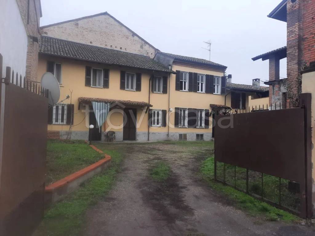 casa indipendente in vendita a Retorbido