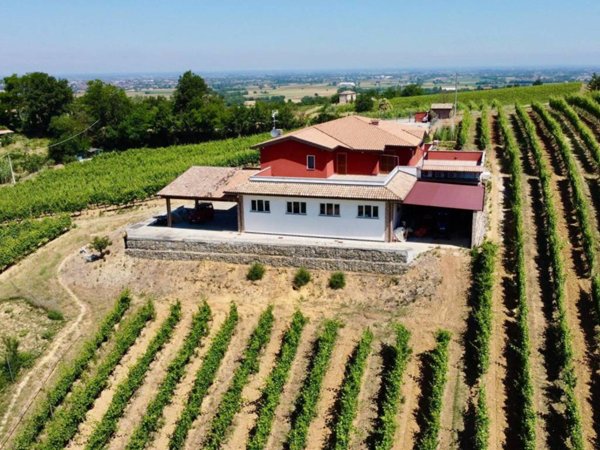 casa indipendente in vendita a Retorbido