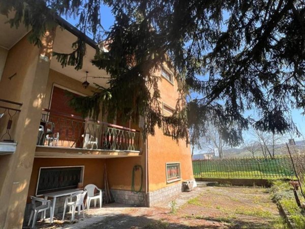 casa indipendente in vendita a Retorbido