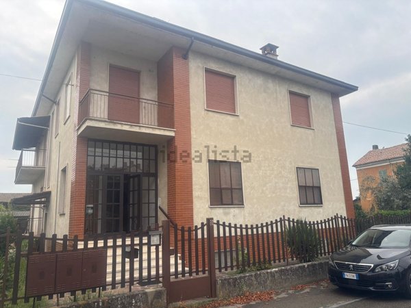 casa indipendente in vendita a Retorbido