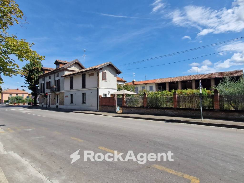 casa indipendente in vendita a Rivanazzano Terme in zona Nazzano