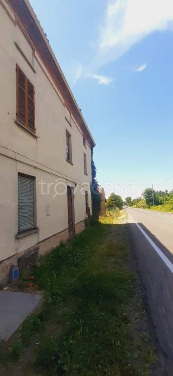 casa indipendente in vendita a Rivanazzano Terme