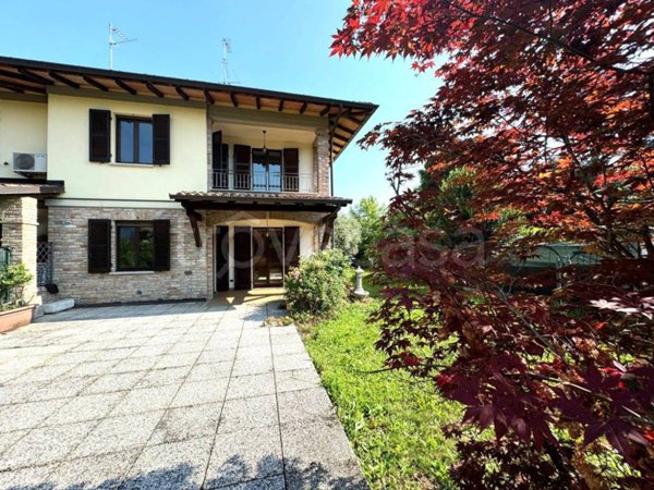 casa indipendente in vendita a Rivanazzano Terme