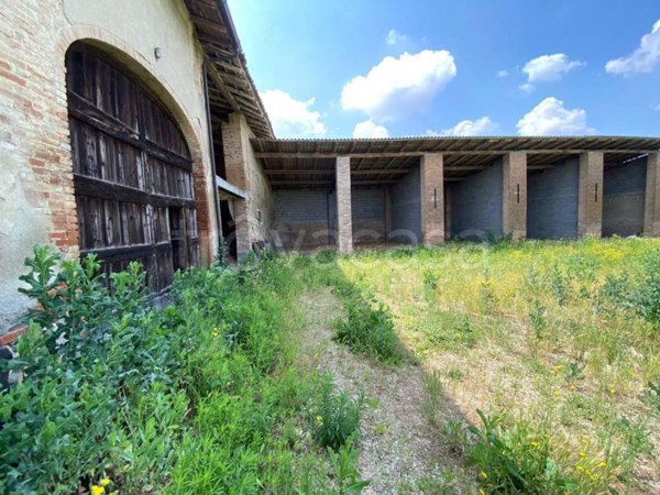 casa indipendente in vendita a Rivanazzano Terme