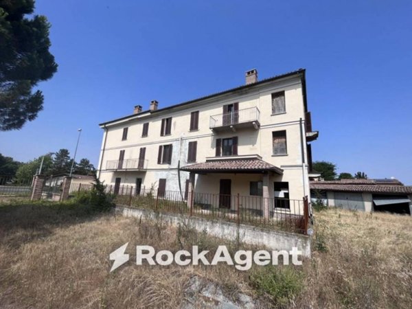 appartamento in vendita a Rivanazzano Terme in zona Nazzano