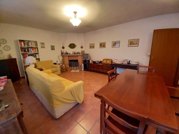 casa indipendente in vendita a Rivanazzano Terme in zona Nazzano