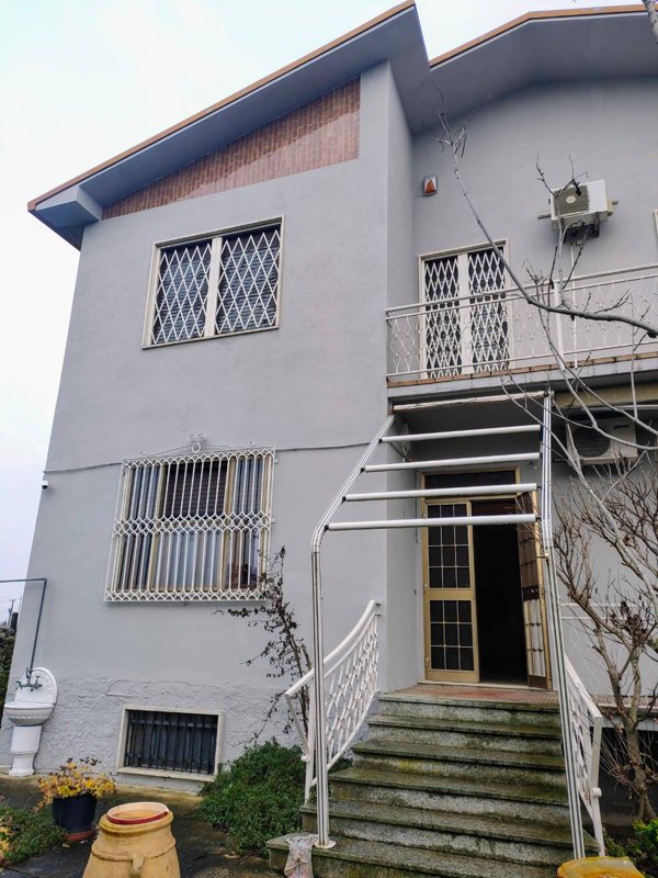 casa indipendente in vendita a Rivanazzano Terme in zona Nazzano