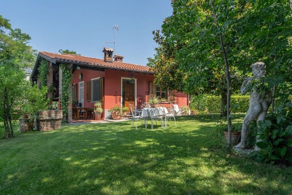 casa indipendente in vendita a Rivanazzano Terme in zona Nazzano