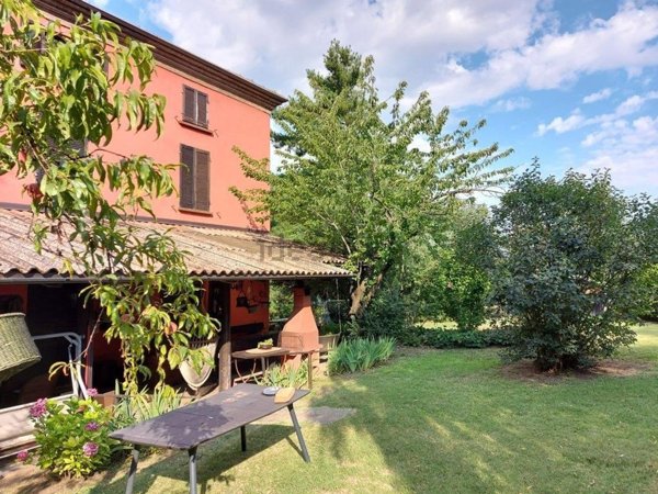 casale in vendita a Rivanazzano Terme in zona Nazzano