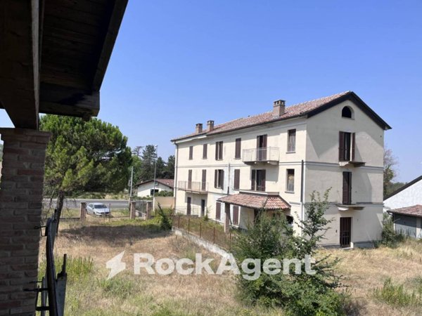 casa indipendente in vendita a Rivanazzano Terme in zona Nazzano