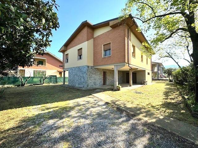 casa indipendente in vendita a Rivanazzano Terme in zona Nazzano