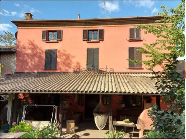 casa indipendente in vendita a Rivanazzano Terme in zona Nazzano
