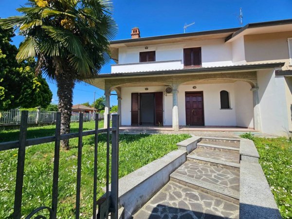 casa indipendente in vendita a Rivanazzano Terme in zona Nazzano