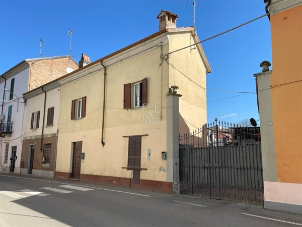 casa semindipendente in vendita a Rivanazzano Terme in zona Nazzano