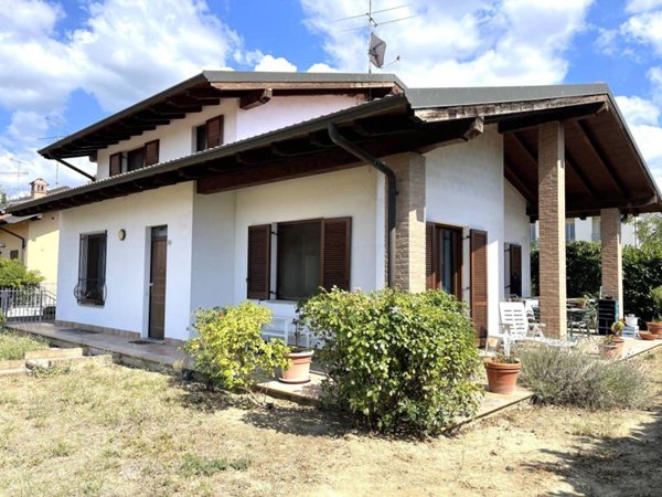 casa indipendente in vendita a Rivanazzano Terme in zona Nazzano