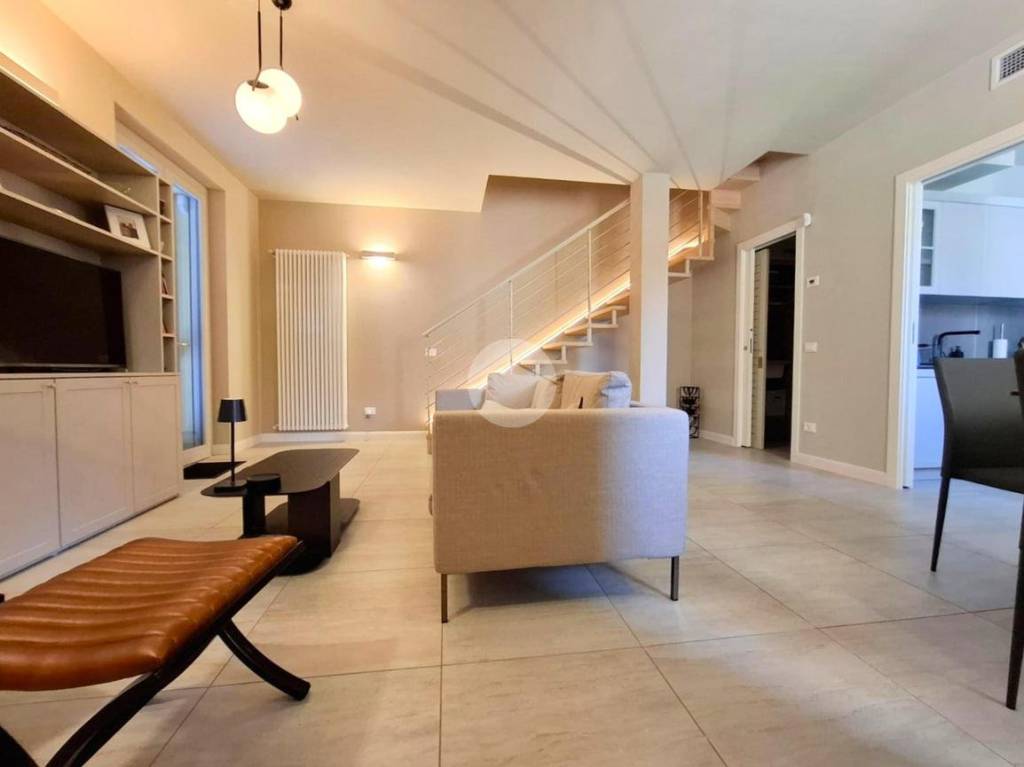 casa indipendente in vendita a Rivanazzano Terme
