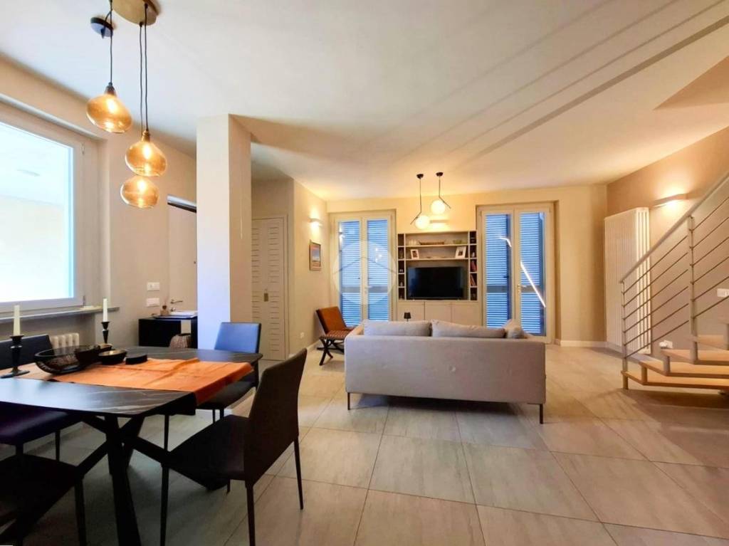 casa indipendente in vendita a Rivanazzano Terme
