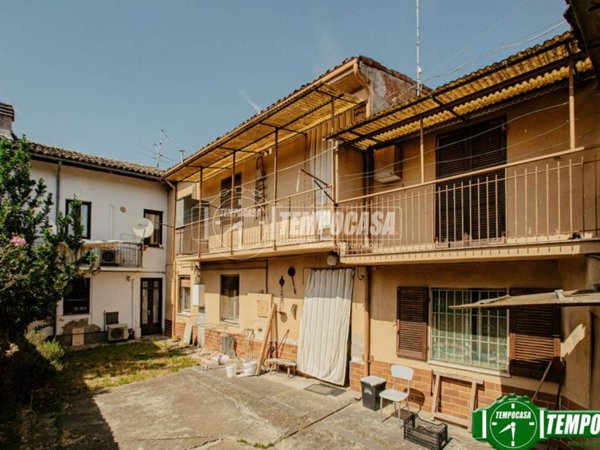 casa semindipendente in vendita a Rivanazzano Terme in zona Nazzano