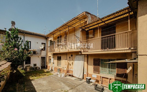 casa semindipendente in vendita a Rivanazzano Terme in zona Nazzano