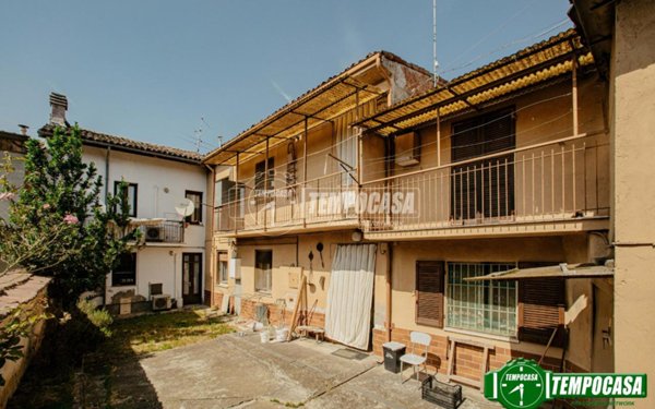 casa semindipendente in vendita a Rivanazzano Terme in zona Nazzano