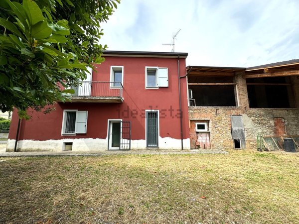 appartamento in vendita a Rivanazzano Terme in zona Nazzano