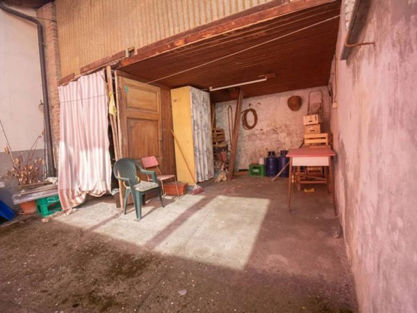 casa indipendente in vendita a Rivanazzano Terme in zona Nazzano