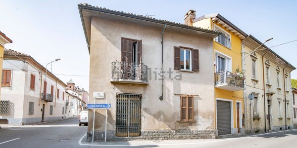 casa indipendente in vendita a Rivanazzano Terme