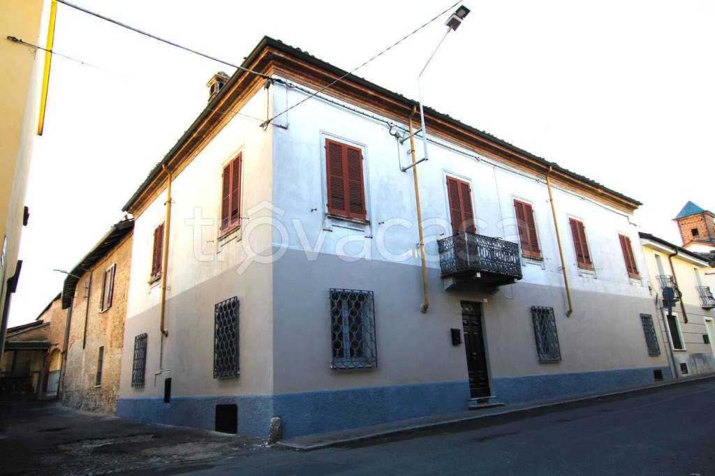 casa indipendente in vendita a Rivanazzano Terme
